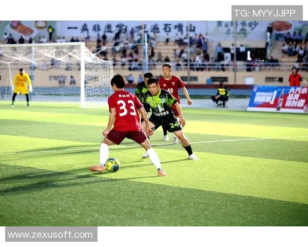 从小帅气的足球明星们如何在绿茵场上绽放光彩